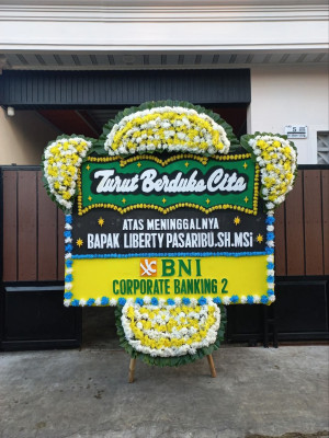 Papan Bunga Duka di Tomohon Barat