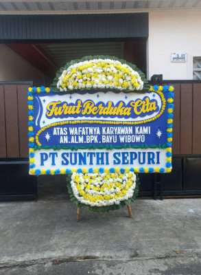 Papan Bunga Duka di Tomohon Barat